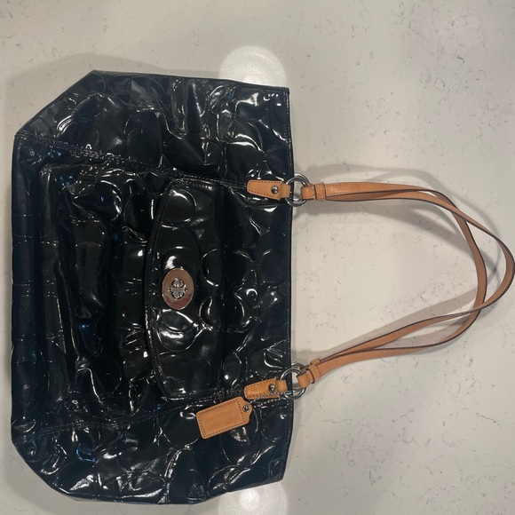 Vintage coach patent leather shoulder tote bag - Picture 2 of 12